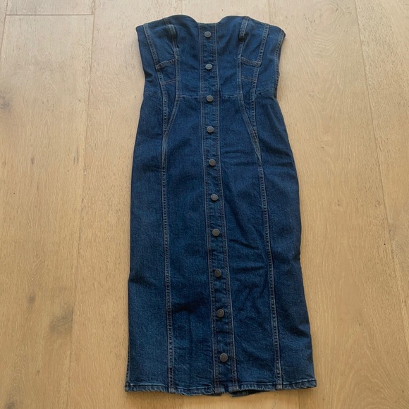 Veronica Beard Dresses & Skirts - Veronica beard blue button up cotton denim strapless midi dress + back slit